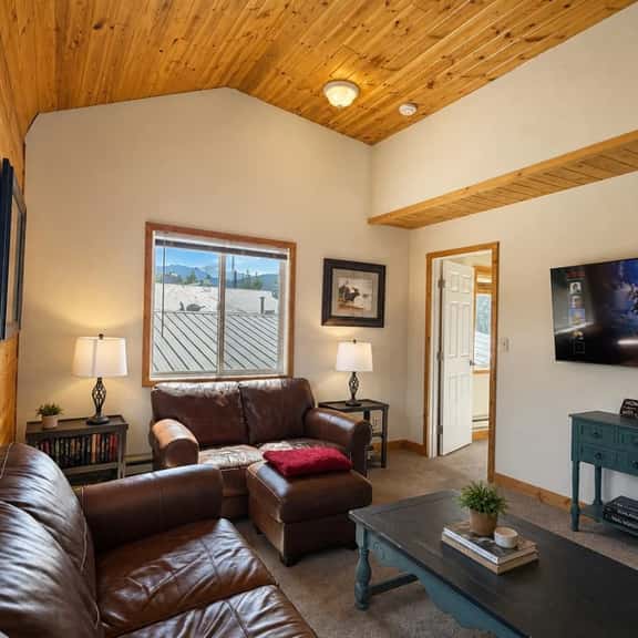 Grand Lake 3BR Downtown + Views - Image 1