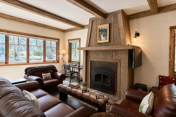 Lakeside luxury mountain getaway - Image 5