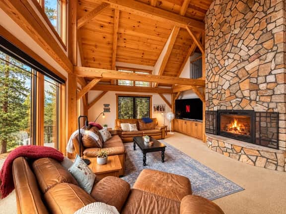 2.5 acre Lake+Mountain View Cabin | Game Loft - Image 3